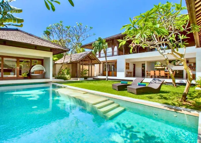 Neada 4 Bedroom Grand Pool Villa